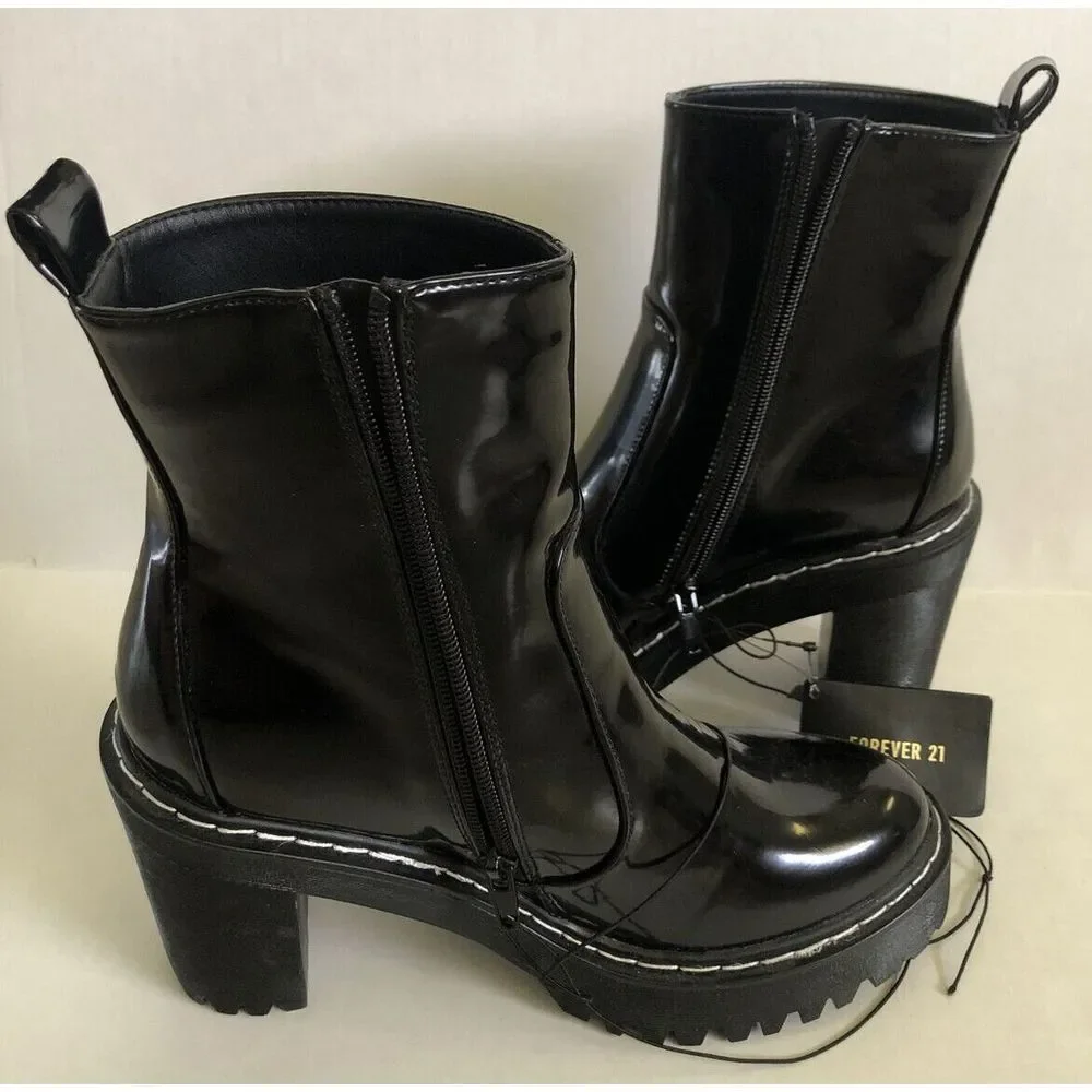 Forever 21 Chelsea Boots Womens Size 8 Faux Leather Black w/‎ Zipper Chunky Heel